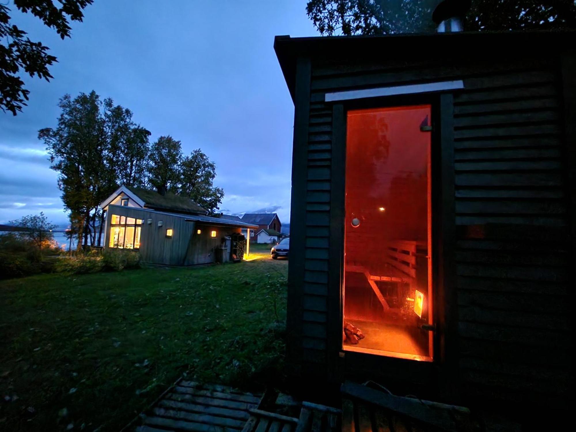 Gamtunet Lyngen Svensby Luaran gambar