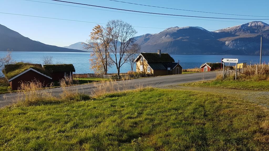 Gamtunet Lyngen Svensby Luaran gambar