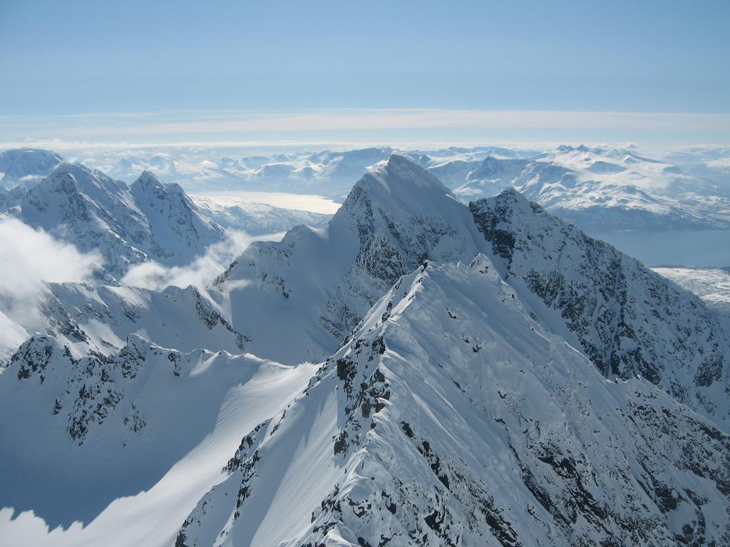 Gamtunet Lyngen Svensby Luaran gambar